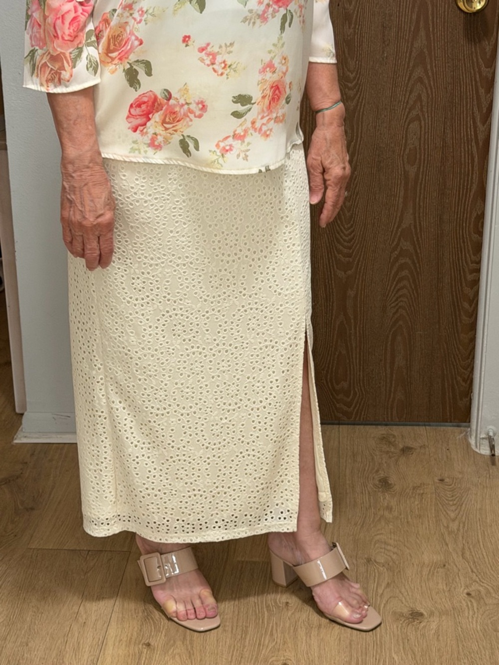Eyelet Pencil Skirt - Cream